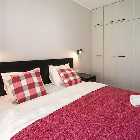 High Standard Garden Oasis * Cracóvia